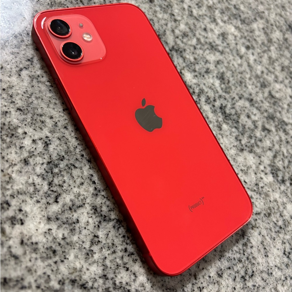 Apple iPhone Red